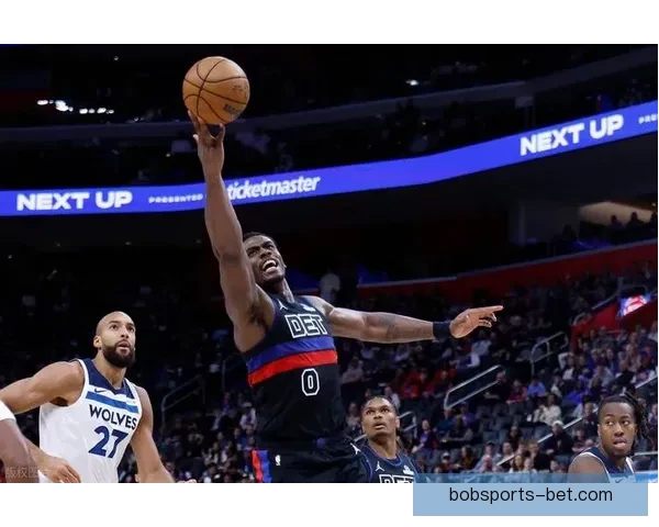 杜伦砍下22加14助活塞双杀森林狼兰德尔空砍27仍难挽败局华子缺阵错失奖项