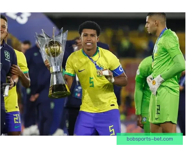 桑托斯分享低位技巧成长经历与父亲传授得分秘诀